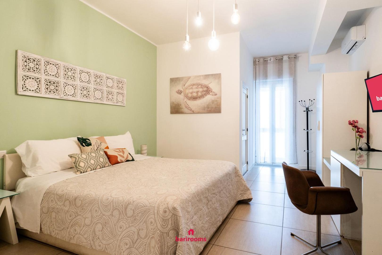 Bari Rooms Suite Station מראה חיצוני תמונה