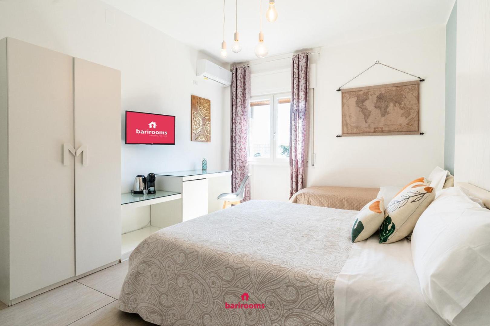 Bari Rooms Suite Station מראה חיצוני תמונה
