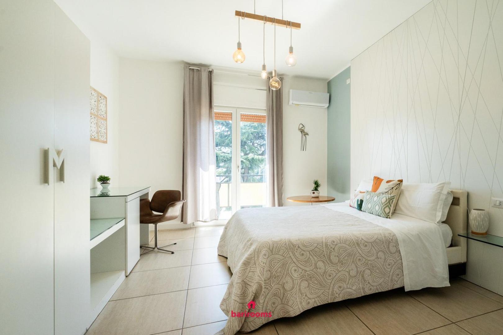 Bari Rooms Suite Station מראה חיצוני תמונה