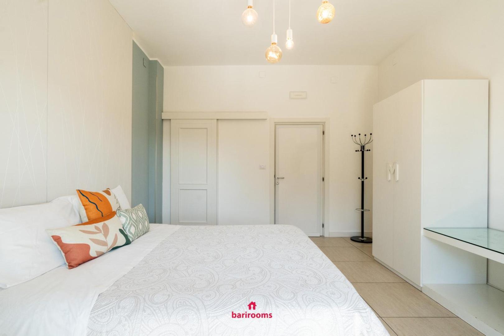 Bari Rooms Suite Station מראה חיצוני תמונה