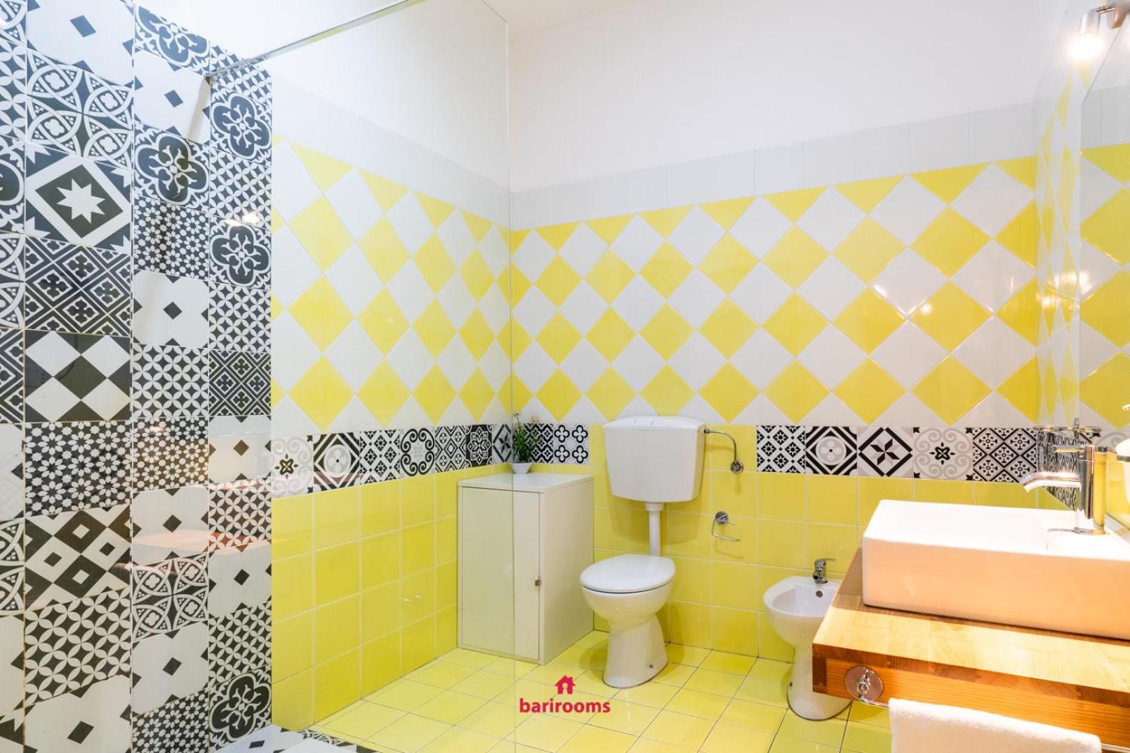 Bari Rooms Suite Station מראה חיצוני תמונה